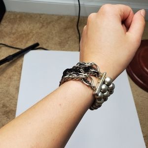 Metalic and braded bracelet